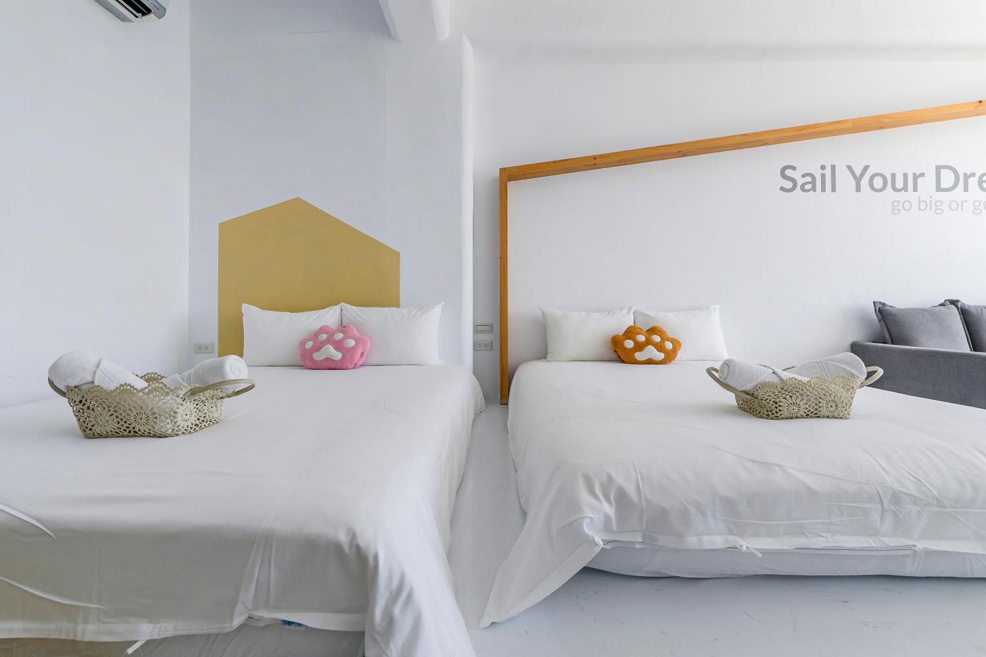 Cat At Greece Bed & Breakfast Нануан Екстериор снимка